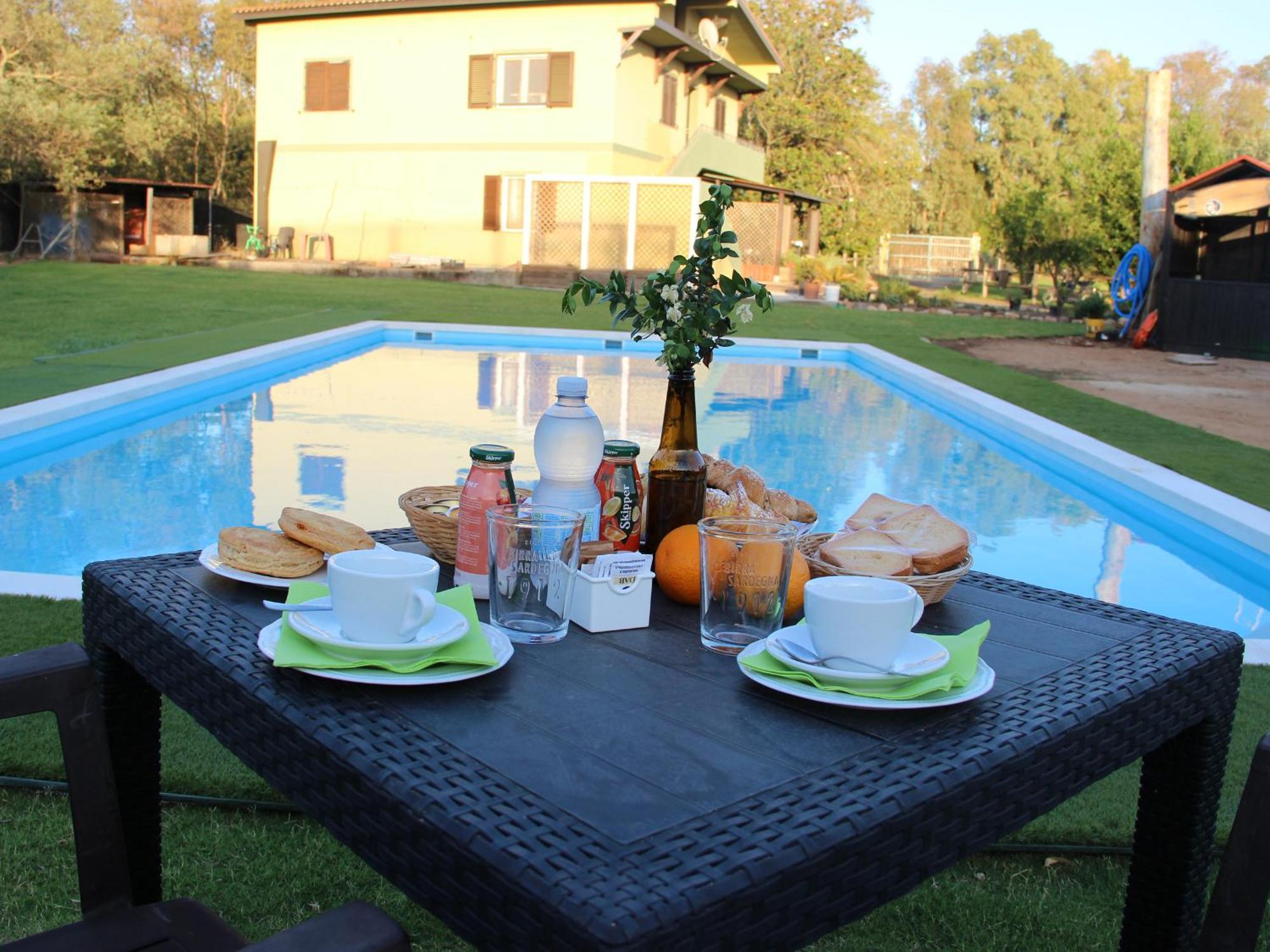 Country & Beach B&B Capoterra Ngoại thất bức ảnh